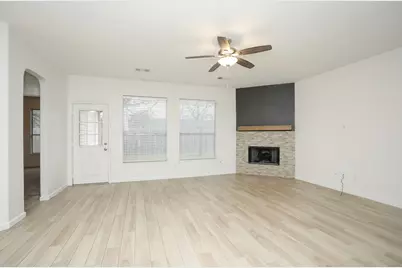 1126 Colonial Heights Drive, Richmond, TX 77406 - Photo 11