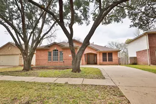 1126 Colonial Heights Dr, Richmond, TX 77406 - Photo 1