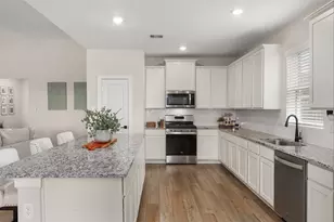 13709 Gaff Rig Dr, Texas City, TX 77510 - Photo 11