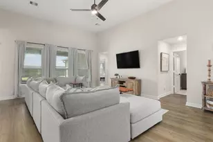 13709 Gaff Rig Dr, Texas City, TX 77510 - Photo 7