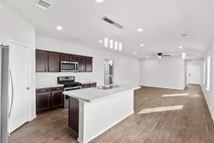 16905 Rich Pines Dr, Conroe, TX 77302 - Photo 5