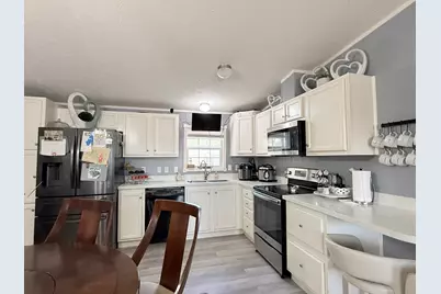 97 White Sands Drive, Kingwood, TX 77339 - Photo 3