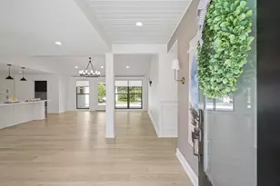 10614 Riverview Dr, Houston, TX 77042 - Photo 3