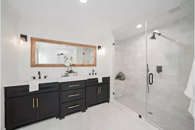 10614 Riverview Drive, Houston, TX 77042 - Photo 29