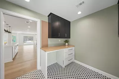 10614 Riverview Drive, Houston, TX 77042 - Photo 17