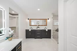 10614 Riverview Dr, Houston, TX 77042 - Photo 25