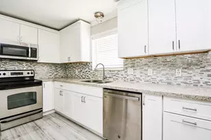 4310 Woodvalley Dr, Houston, TX 77096 - Photo 5