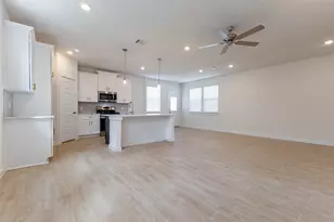 1115 Santee Ct, Rosharon, TX 77583 - Photo 7