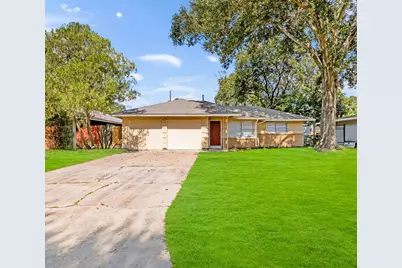 7406 Janak Drive, Houston, TX 77055 - Photo 15
