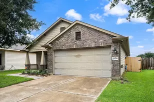 10806 Harston Dr, Tomball, TX 77375 - Photo 3