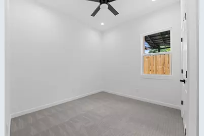 7323 Bastogne Road, Houston, TX 77033 - Photo 33
