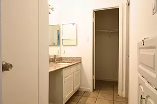 10314 Hollow Canyon Ct, Sugar Land, TX 77498 - Photo 17