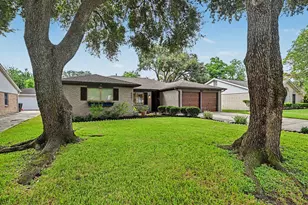 6007 Portal Dr, Houston, TX 77096 - Photo 27