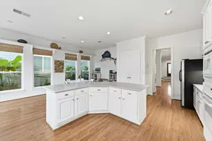 421 Westmoreland St, Houston, TX 77006 - Photo 13