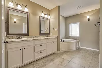 103 Bessie Price Owens Drive, Montgomery, TX 77356 - Photo 33