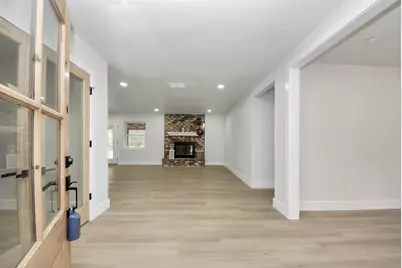 26206 Maplewood Drive, Spring, TX 77386 - Photo 5