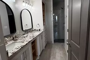 749 Buffalo Trail, Angleton, TX 77515 - Photo 23