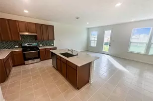 2012 Rebel Wy, Alvin, TX 77511 - Photo 5