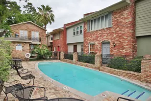1733 Commonwealth St, Houston, TX 77006 - Photo 1