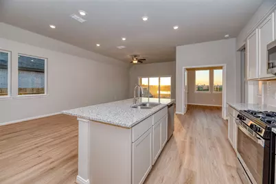 21126 Sunlight Grove Drive, Rosharon, TX 77583 - Photo 7