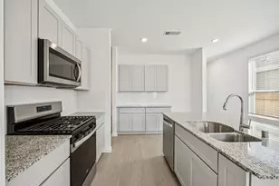 26270 Arrowleaf Dr, Magnolia, TX 77355 - Photo 7