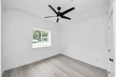 4918 Culmore Lane, Houston, TX 77021 - Photo 19
