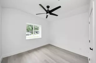 4918 Culmore Ln, Houston, TX 77021 - Photo 19