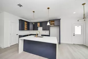 4918 Culmore Ln, Houston, TX 77021 - Photo 13