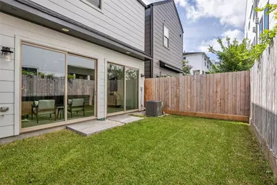 1724 Ridgewood Street, Houston, TX 77006 - Photo 33