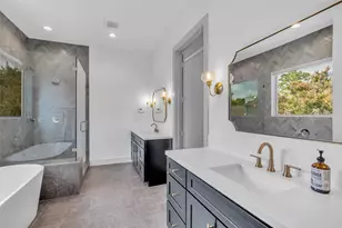 1724 Ridgewood St, Houston, TX 77006 - Photo 19