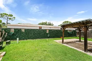 10020 Spring Shadows Park Cir, Houston, TX 77080 - Photo 3