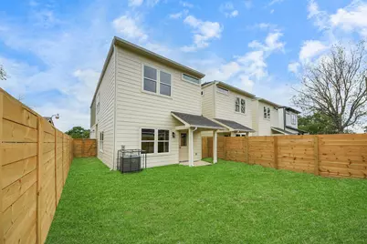 7542 Charlie Street, Houston, TX 77088 - Photo 3