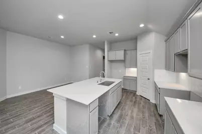 11910 Royal Willow Lane, Houston, TX 77066 - Photo 7