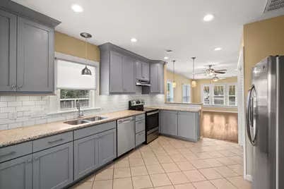 502 Dell Court, Houston, TX 77009 - Photo 5