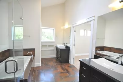 4303 Dickson Street #A, Houston, TX 77007 - Photo 9