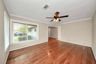 9535 Vogue Ln, Houston, TX 77080 - Photo 13