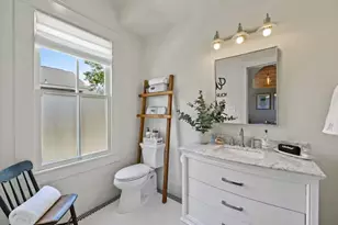 2601 37th St, Galveston, TX 77550 - Photo 23