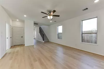 4221 Red Cedar Ring Lane, Pinehurst, TX 77362 - Photo 5