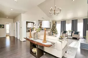 11307 Overbrook Ln, Houston, TX 77077 - Photo 5