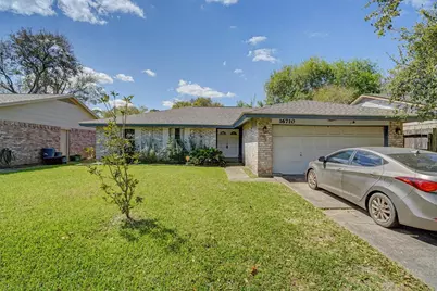 16710 Blackhawk Boulevard, Friendswood, TX 77546 - Photo 1