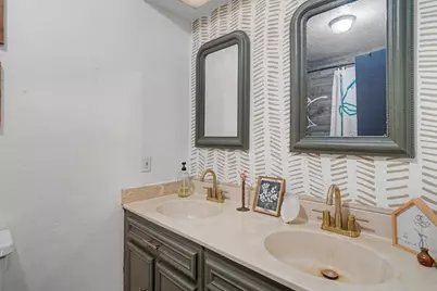 16710 Blackhawk Boulevard, Friendswood, TX 77546 - Photo 21