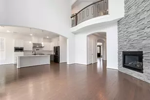 1303 Gardenia Dr, Houston, TX 77018 - Photo 5