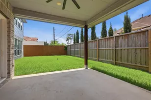 1303 Gardenia Dr, Houston, TX 77018 - Photo 29