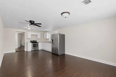 515 Riggs Street, Baytown, TX 77520 - Photo 13