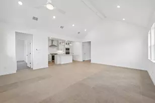 220 Dunovant Dr, Sealy, TX 77474 - Photo 9