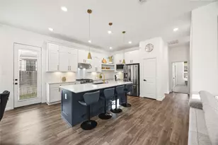 35425 Woodtrace Cir, Pinehurst, TX 77362 - Photo 11