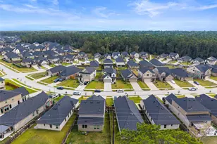 35425 Woodtrace Cir, Pinehurst, TX 77362 - Photo 3