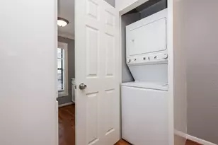 2919 Wentworth St, Houston, TX 77004 - Photo 11