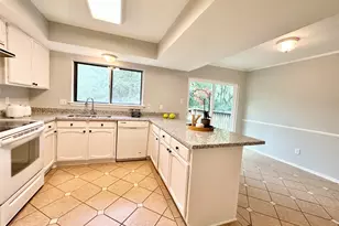 45 Kittiwake Ct, The Woodlands, TX 77380 - Photo 9