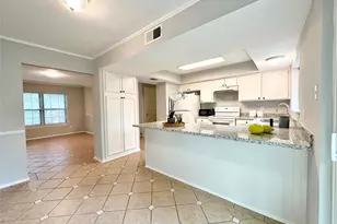 45 Kittiwake Ct, The Woodlands, TX 77380 - Photo 11